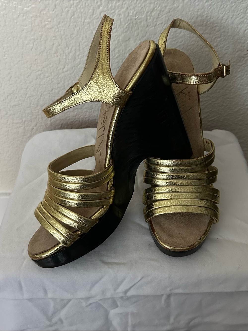 Vintage Metallic Gold Strappy Wedge Sandals - Women
